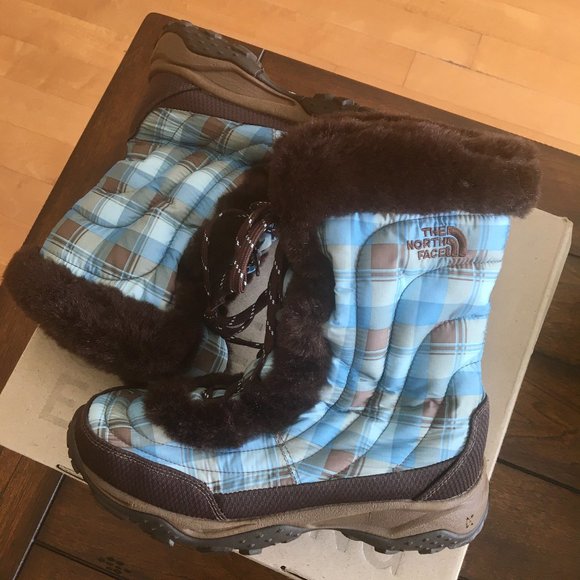 The North Face Girls' Snow Boots - Picture 1 of 4